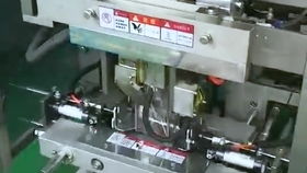 鍋巴折邊包裝機 顆粒食品四邊壓邊包裝機械設備 立式包裝機視頻 佛山松可包裝機